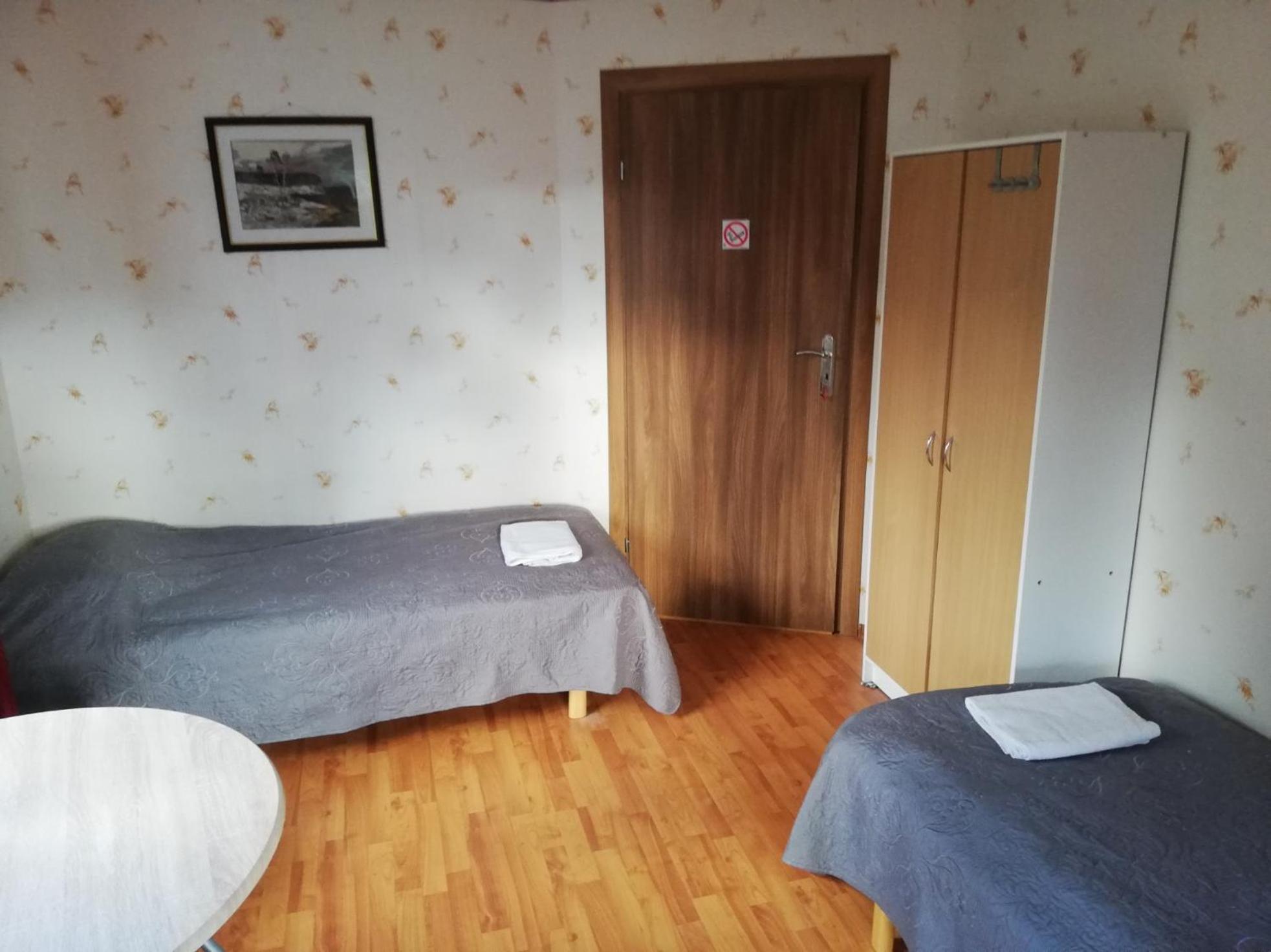 Oti Guesthouse Tallin Exterior foto