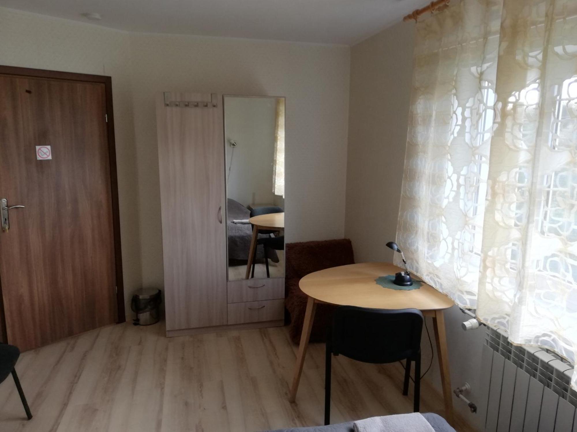 Oti Guesthouse Tallin Exterior foto